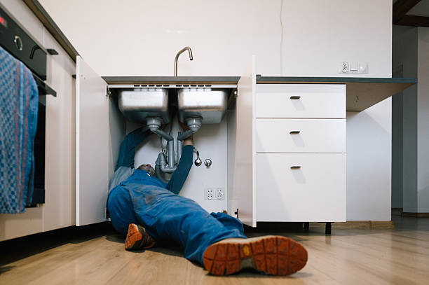 Professional Drain Cleaning technician working in Petroleum, IN